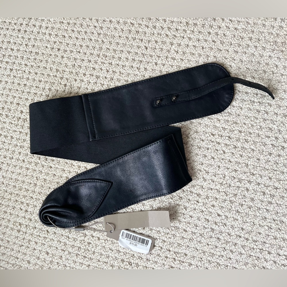 Sandwich_ knotted leather belt size small. Black leather/stretch. New w/tags.
